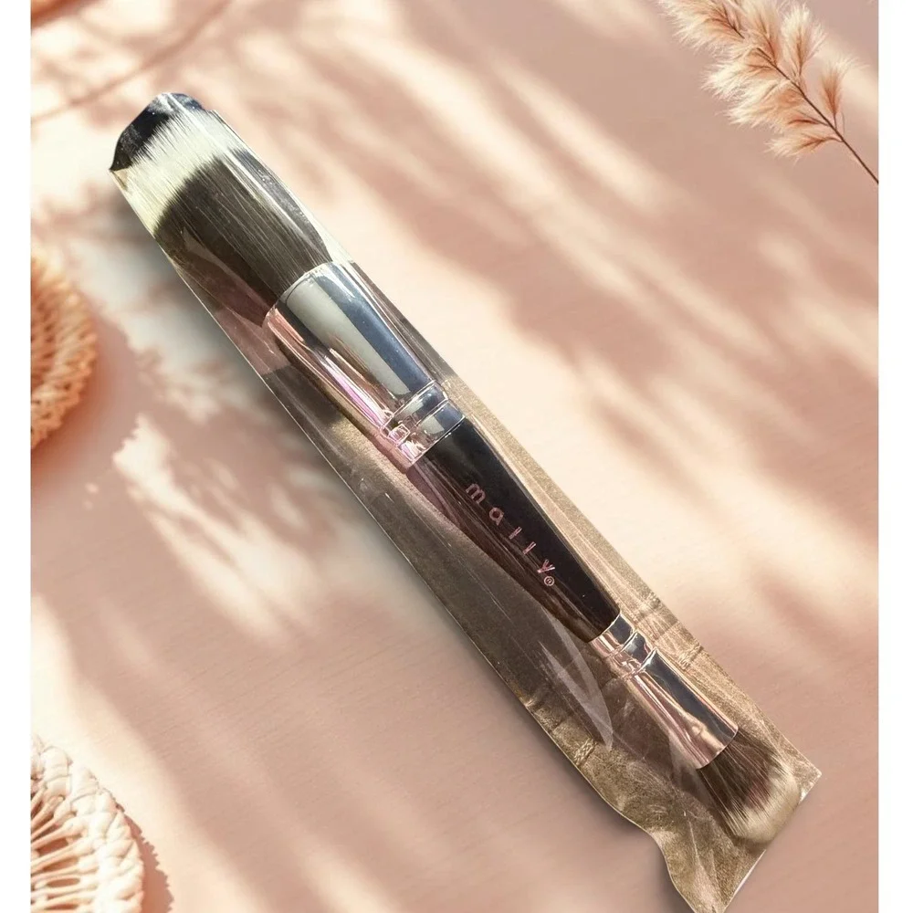 Mally - Beauty‎ Face Double-Ended Makeup Brush - Foundation Concealer - *NEW!*